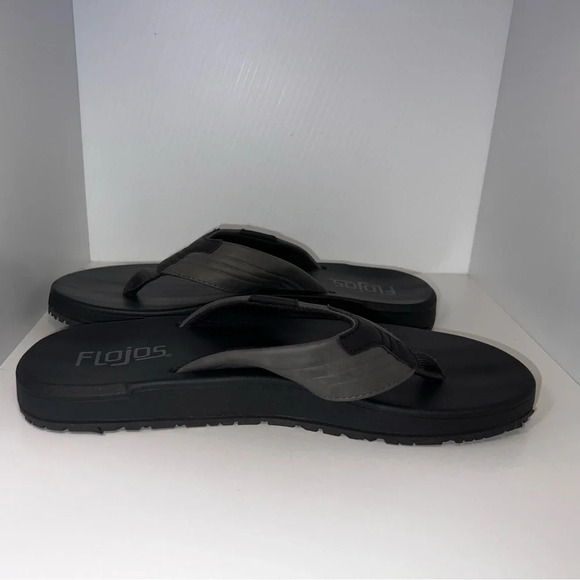 Flojos Mens size 8 US memory foam thong, Sandal Black Grey - Picture 3 of 7